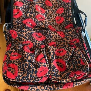 Betsey Johnson Betseyville Cheetah Lips leopard me